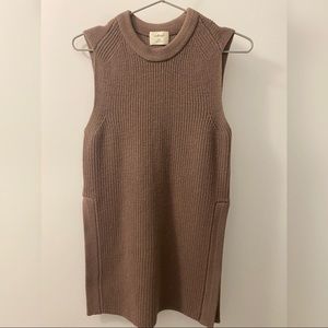 Wilfred sleeveless 100% wool crewneck sweater size XXS